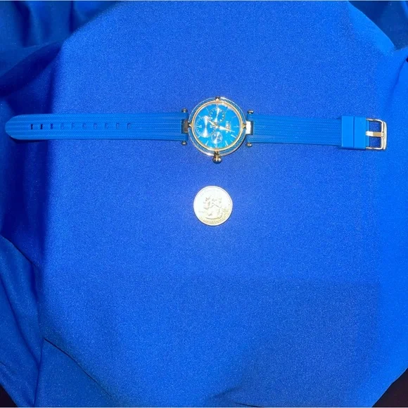 Invicta women’s watch - Picture 3 of 5